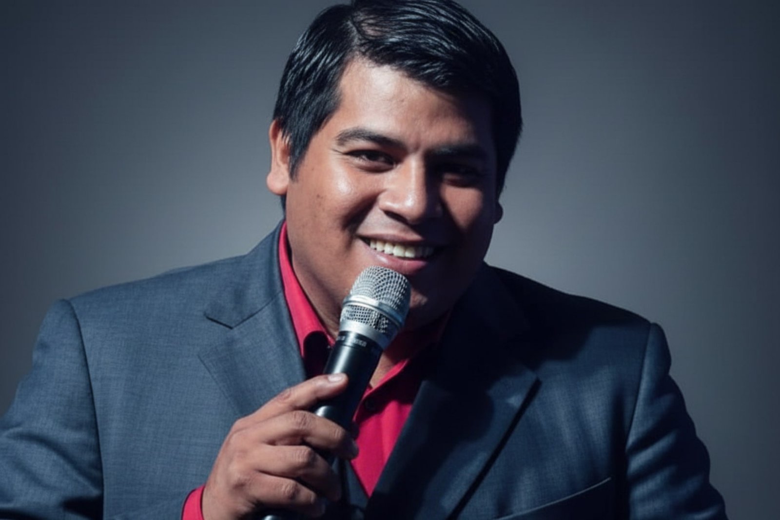 Pastor General Eduardo Olivo